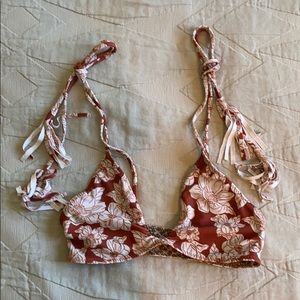 Acacia Tijuca Top in Rust Magnolia